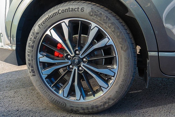 Ford Kuga 28 of 30