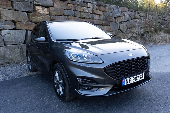 Ford Kuga 8 of 30