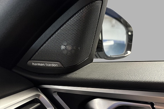 BMW i4 15 of 16