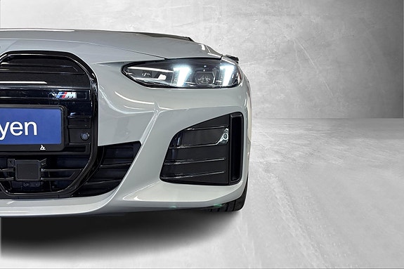 BMW i4 5 of 16