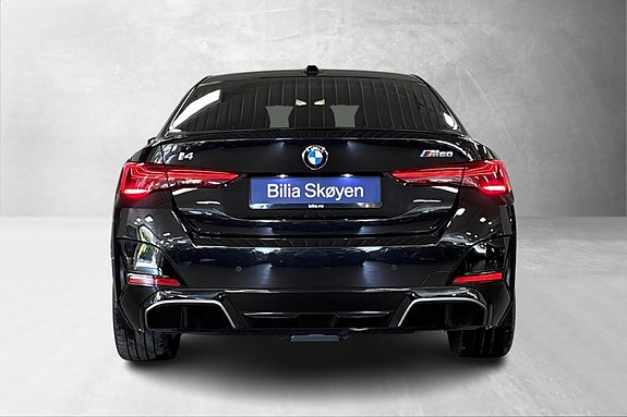 BMW i4 10 of 16