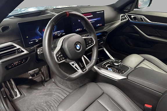 BMW i4 12 of 16