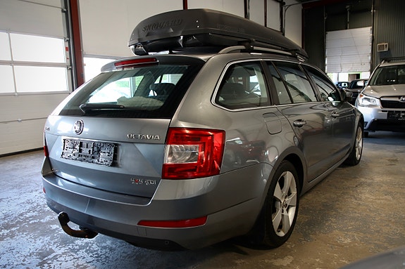 Skoda Octavia 10 of 30