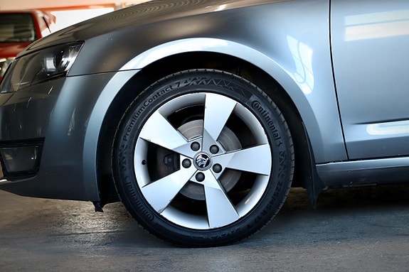 Skoda Octavia 6 of 30