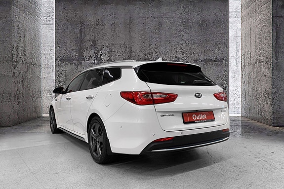 Kia Optima 2 of 13