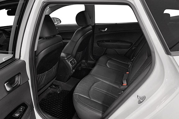 Kia Optima 11 of 13