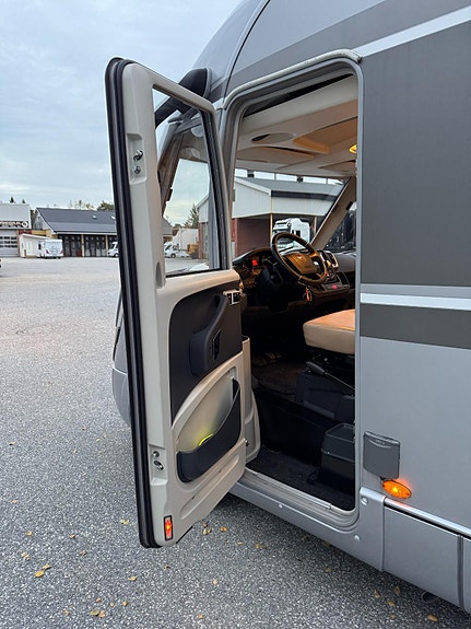 Bürstner BI8101 Hel og fin, Lav km, Bør sees, 3.0-aut 17 of 30