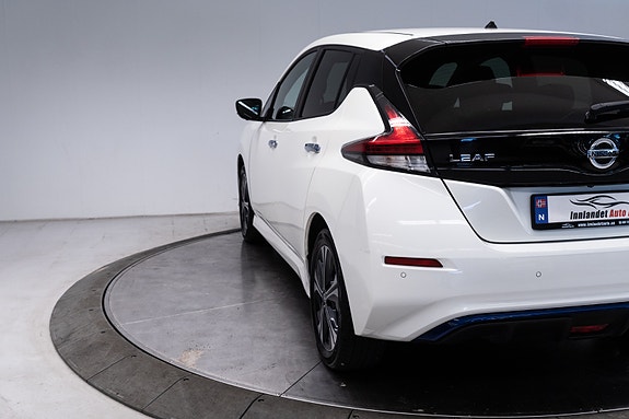 Nissan Leaf 7 of 30