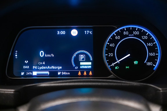 Nissan Leaf 27 of 30