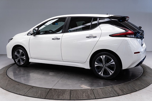 Nissan Leaf 21 of 30