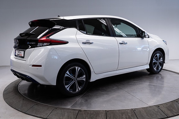 Nissan Leaf 11 of 30