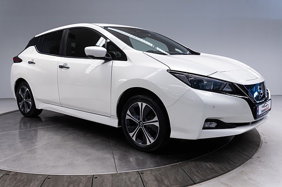 Nissan Leaf 14 of 30