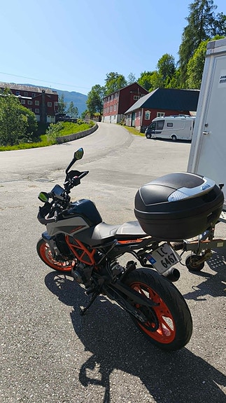 KTM 390 Duke 4 of 6
