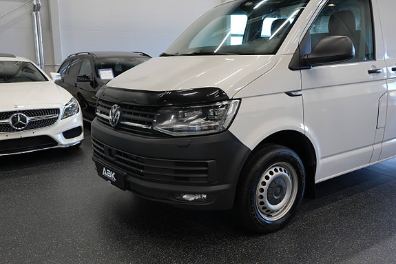 Volkswagen Transporter 2 of 30