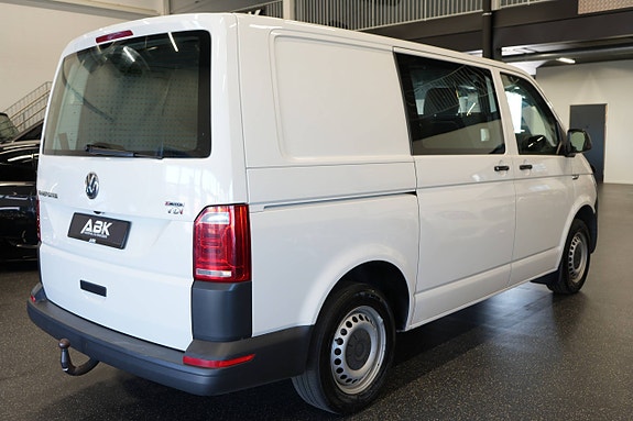 Volkswagen Transporter 9 of 30