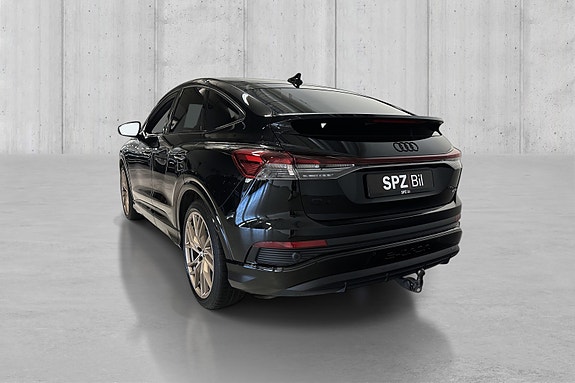 Audi Q4-Serie 6 of 19