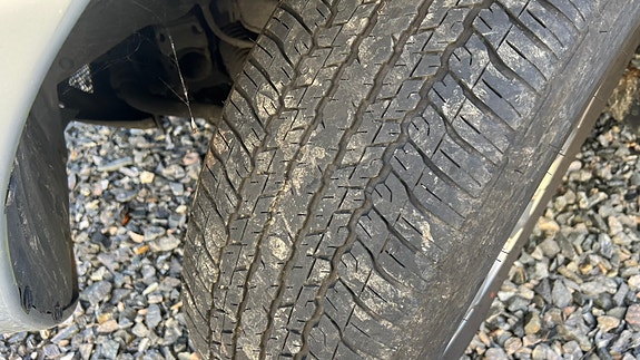 Mitsubishi Pajero 8 of 15