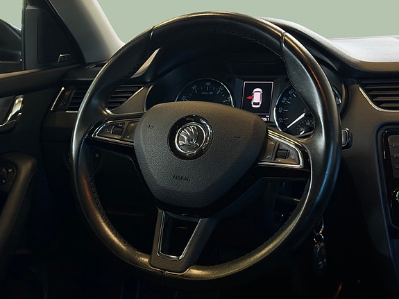 Skoda Octavia 18 of 29