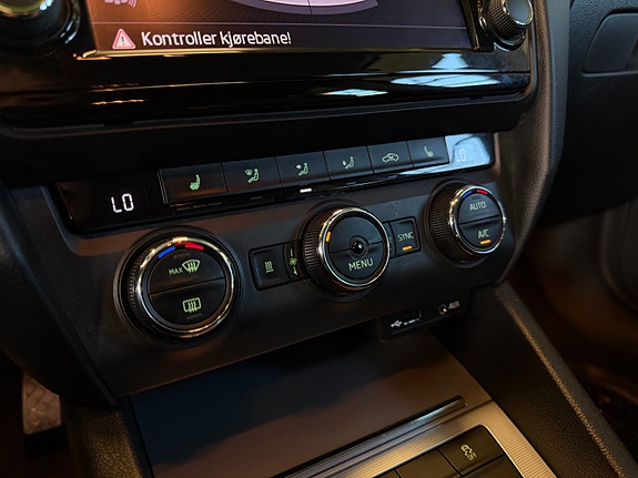 Skoda Octavia 23 of 29