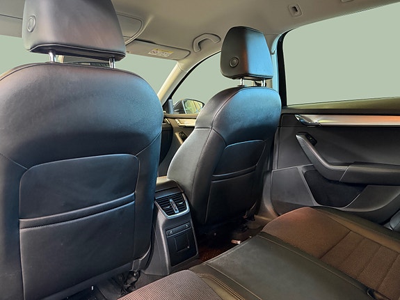 Skoda Octavia 15 of 29
