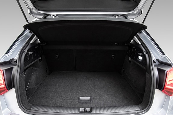 Audi Q2 24 of 25