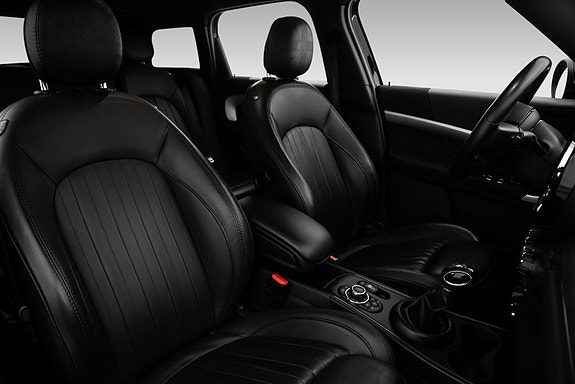 MINI Countryman Cooper SE 14 of 27