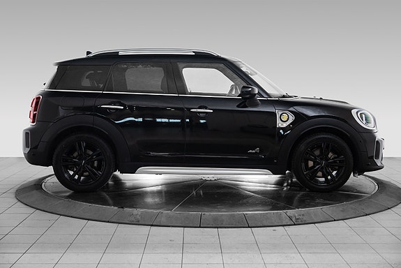 MINI Countryman Cooper SE 9 of 27