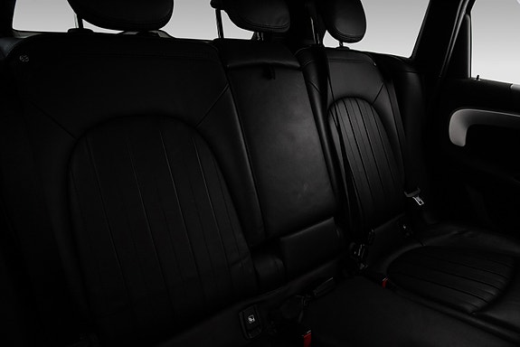 MINI Countryman Cooper SE 25 of 27