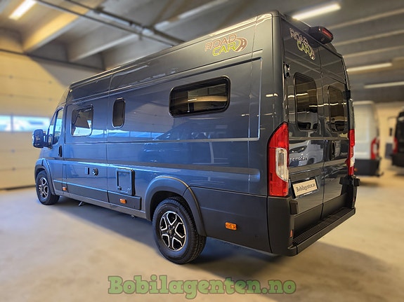 Pössl Road Car R640 / 8-trinns Automat / Adaptiv Cruisekontroll / Digital Dashboard / Langsgående enkle senger +++ 3 of 30