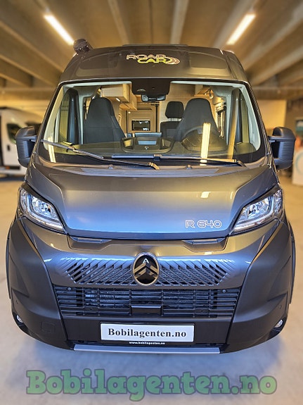 Pössl Road Car R640 / 8-trinns Automat / Adaptiv Cruisekontroll / Digital Dashboard / Langsgående enkle senger +++ 5 of 30