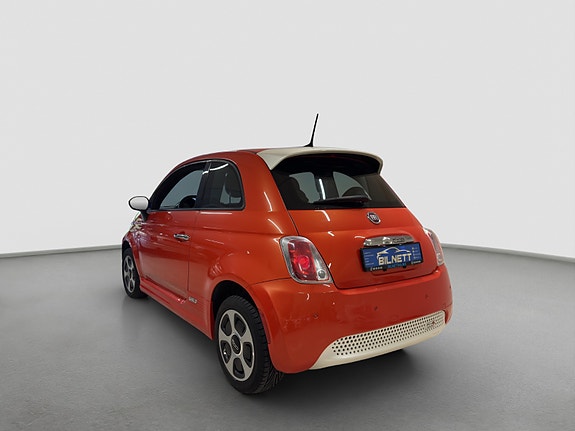 Fiat 500e 7 of 26
