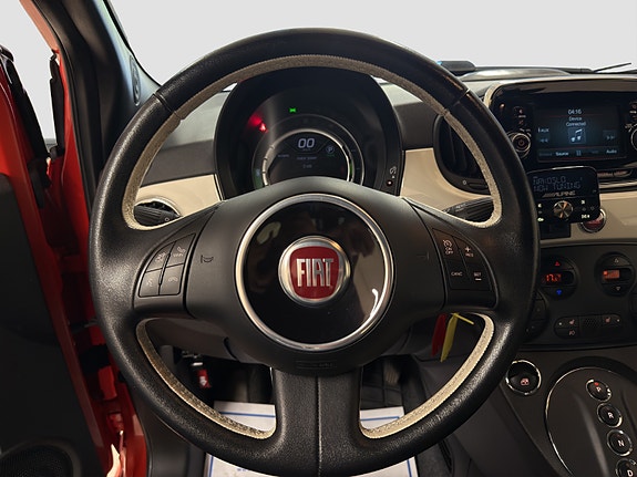 Fiat 500e 17 of 26