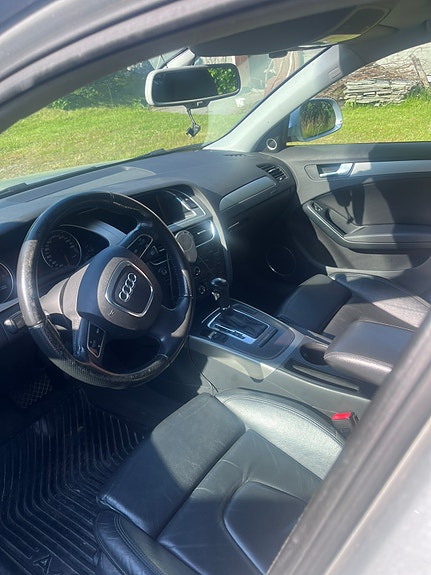 Audi A4 8 of 15