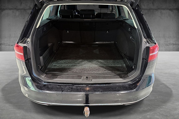 Volkswagen Passat 23 of 23
