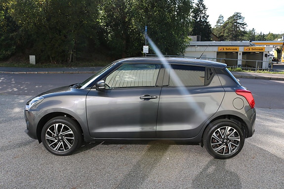 Suzuki Swift 3 of 19