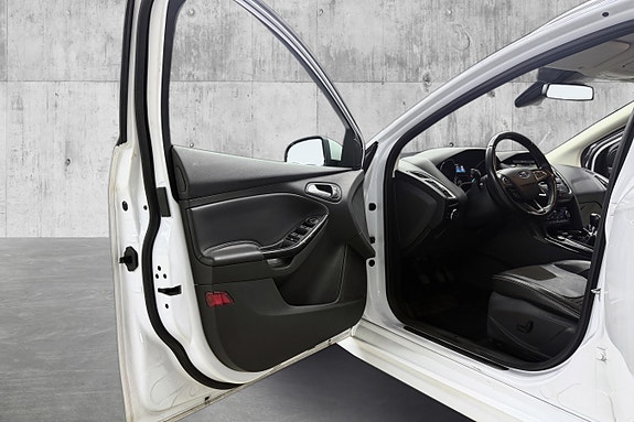 Ford Focus 20 of 30