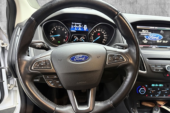 Ford Focus 28 of 30
