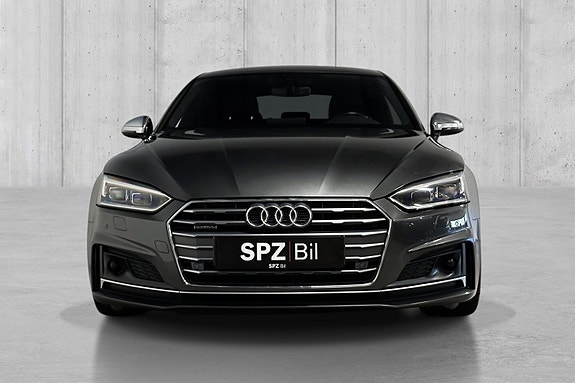 Audi A5 3 of 17