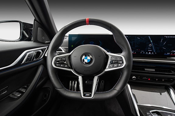 BMW i4 25 of 30
