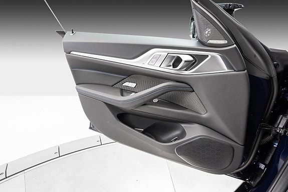 BMW i4 20 of 30