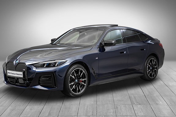 BMW i4 2 of 30