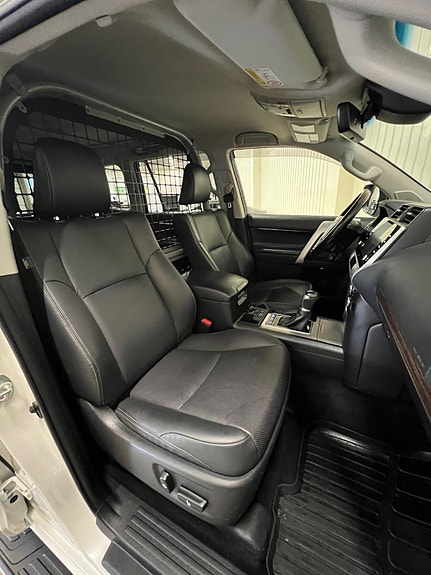 Toyota Land Cruiser 21 of 30