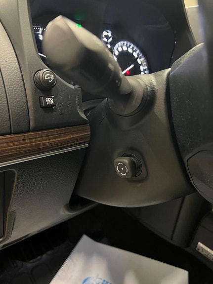 Toyota Land Cruiser 29 of 30
