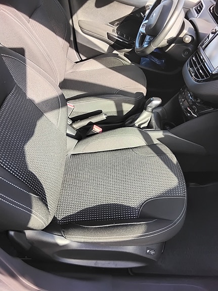 Peugeot 208 7 of 7