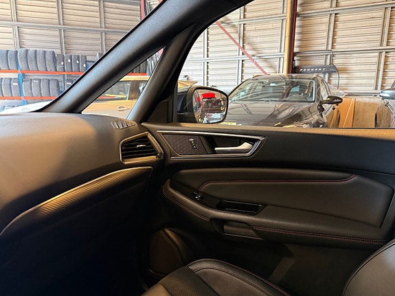 Ford S-MAX 13 of 27