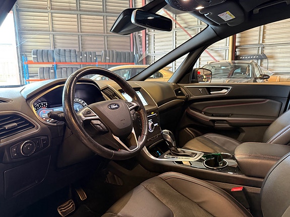 Ford S-MAX 17 of 27