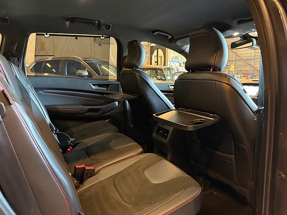 Ford S-MAX 23 of 27