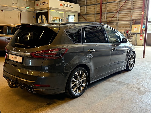 Ford S-MAX 4 of 27