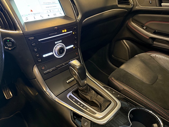 Ford S-MAX 15 of 30