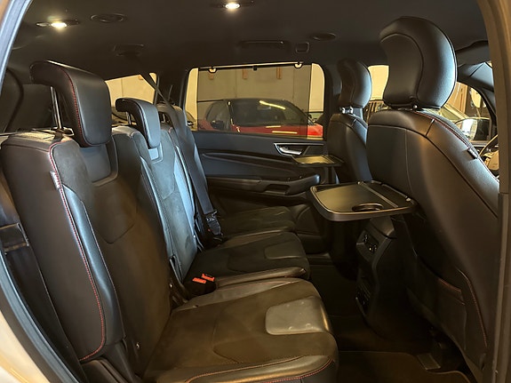 Ford S-MAX 26 of 30